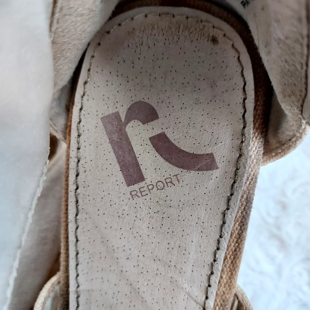 Report Zippy Neutral beige canvas espadrille wedge heel sandals size 9 Summer